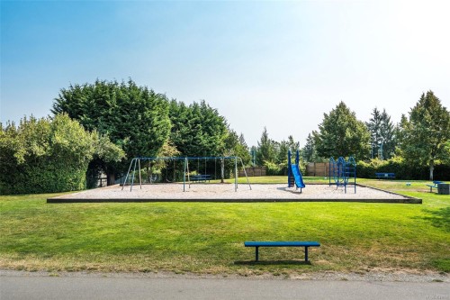 193 Quincy St, View Royal, BC 