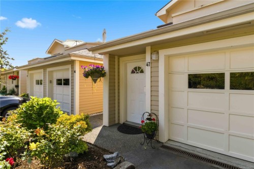 #47-909 Admirals Rd, Esquimalt, BC 