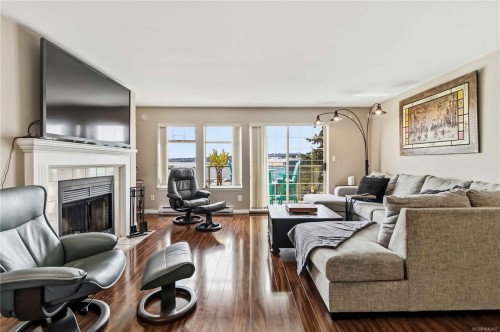#47-909 Admirals Rd, Esquimalt, BC 