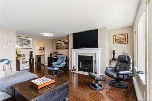 #47-909 Admirals Rd, Esquimalt, BC 