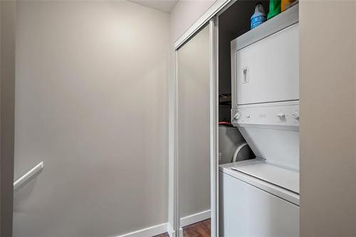 2-1225 Troy Ave, Winnipeg, MB - Indoor Photo Showing Laundry Room