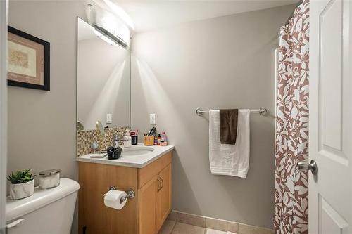 2-1225 Troy Ave, Winnipeg, MB - Indoor Photo Showing Bathroom
