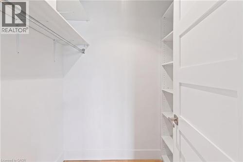 430 Rideau River Street, Waterloo, ON - Indoor With Storage