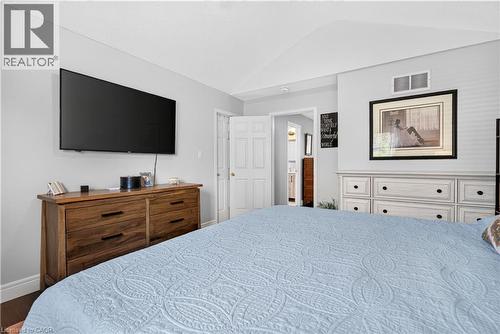 92 Morrison Crescent, Grimsby, ON - Indoor Photo Showing Bedroom