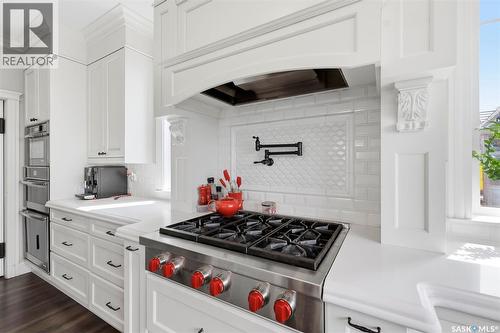 419 Salloum Bay, Saskatoon, SK - Indoor Photo Showing Kitchen