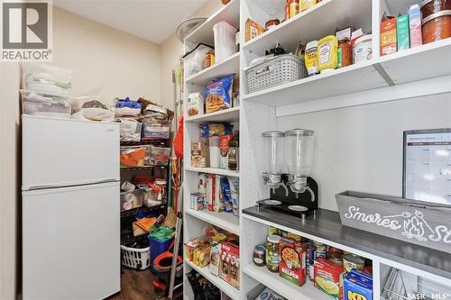 419 Salloum Bay, Saskatoon, SK - Indoor With Storage