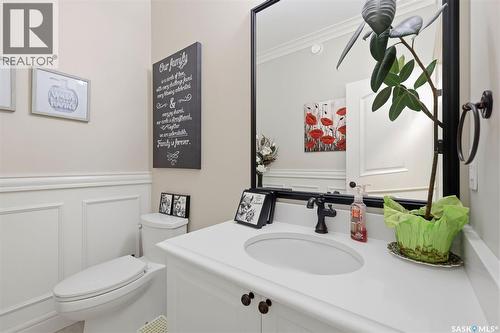 419 Salloum Bay, Saskatoon, SK - Indoor Photo Showing Bathroom
