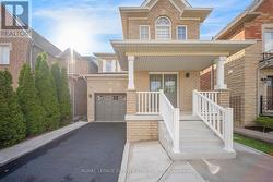 7 PENBRIDGE CIRCLE  Brampton, ON L7A 2P8