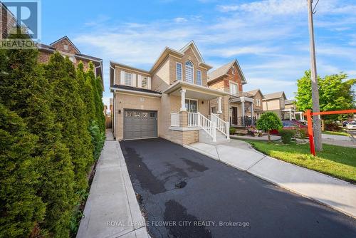 7 Penbridge Circle, Brampton, ON - Outdoor With Facade