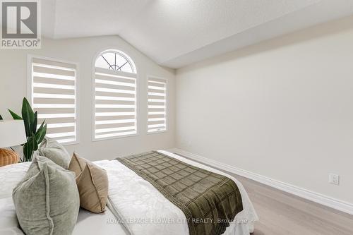 7 Penbridge Circle, Brampton, ON - Indoor Photo Showing Bedroom