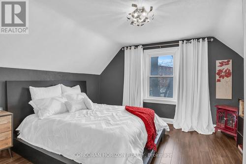 296 Weber Street E, Kitchener, ON - Indoor Photo Showing Bedroom