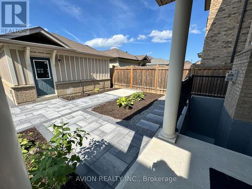 BSMT - 6 PLANTAIN LANE , Richmond Hill, Ontario L4E 1B9 2