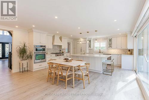 4582 Badminton Drive, Mississauga, ON - Indoor