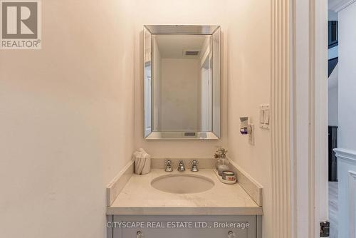 4582 Badminton Drive, Mississauga, ON - Indoor Photo Showing Bathroom