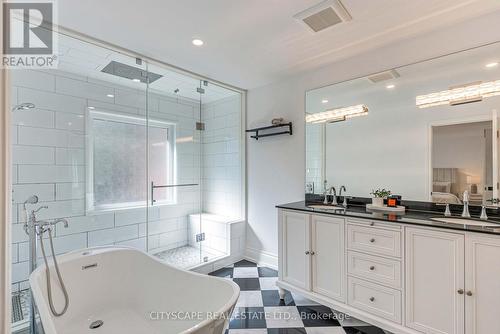 4582 Badminton Drive, Mississauga, ON - Indoor Photo Showing Bathroom