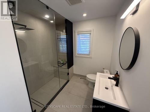 4582 Badminton Drive, Mississauga, ON - Indoor Photo Showing Bathroom
