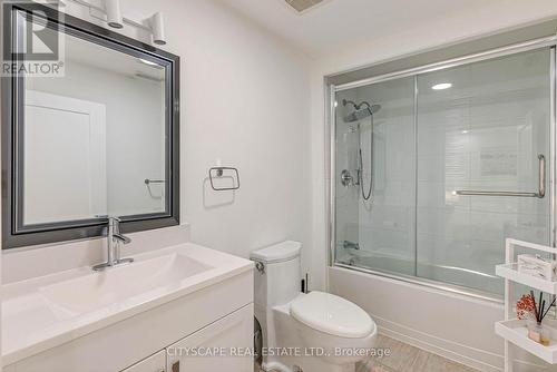 4582 Badminton Drive, Mississauga, ON - Indoor Photo Showing Bathroom