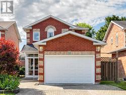 72 DUNSMORE CRESCENT  Richmond Hill, ON L4C 0C5
