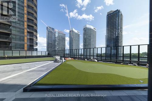 662 - 68 Esther Shiner Boulevard, Toronto, ON - Outdoor With Facade