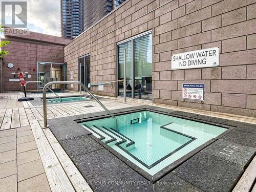 3302 - 121 Mcmahon Drive, Toronto, ON -  With In Ground Pool