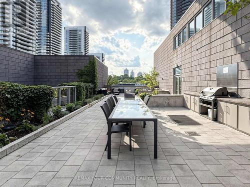 3302 - 121 Mcmahon Drive, Toronto, ON - Outdoor