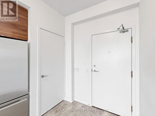 3302 - 121 Mcmahon Drive, Toronto, ON - Indoor Photo Showing Other Room