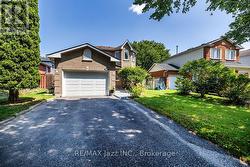 23 MEREDITH COURT Clarington (Courtice), ON L1E 2V9