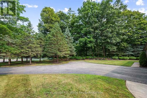 2 Whispering Pine Lane, Tillsonburg, ON - Outdoor