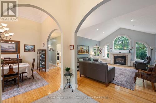 2 Whispering Pine Lane, Tillsonburg, ON - Indoor Photo Showing Living Room With Fireplace