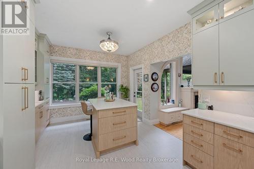 2 Whispering Pine Lane, Tillsonburg, ON - Indoor