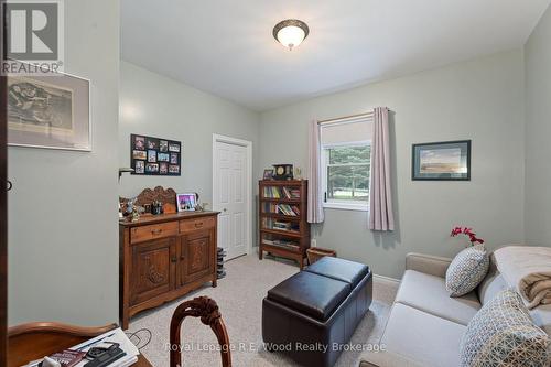 2 Whispering Pine Lane, Tillsonburg, ON - Indoor Photo Showing Bedroom