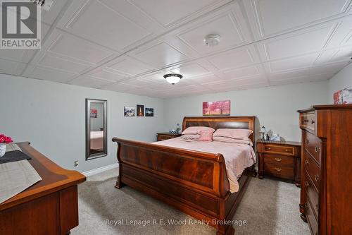 2 Whispering Pine Lane, Tillsonburg, ON - Indoor Photo Showing Bedroom