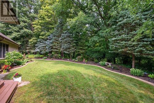2 Whispering Pine Lane, Tillsonburg, ON - Outdoor