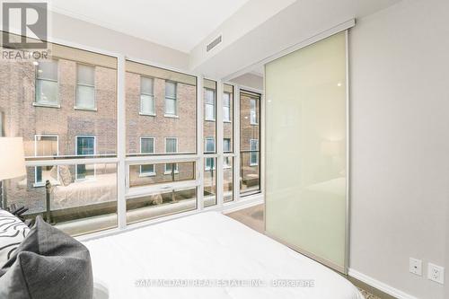 608 - 70 Temperance Street, Toronto, ON - Indoor