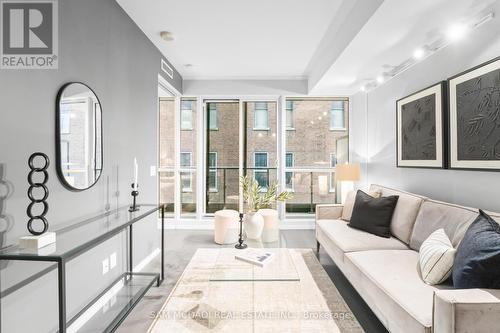 608 - 70 Temperance Street, Toronto, ON - Indoor