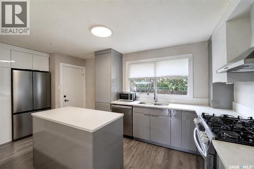 2638 Eastview, Saskatoon, SK - Indoor Photo Showing Kitchen