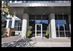223 WEBB DRIVE  Mississauga, ON L5B 0E8