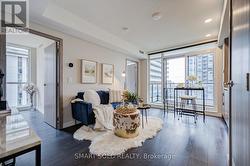 2507 - 38 WIDMER STREET  Toronto, ON M5V 0P7