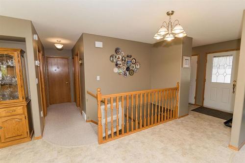 15078 Rd 31N Road, Dufferin, MB - Indoor Photo Showing Other Room