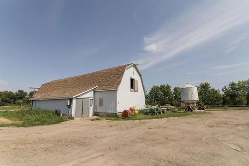 15078 Rd 31N Road, Dufferin, MB - Outdoor