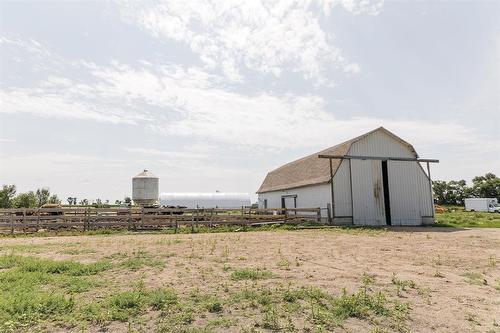 15078 Rd 31N Road, Dufferin, MB - Outdoor