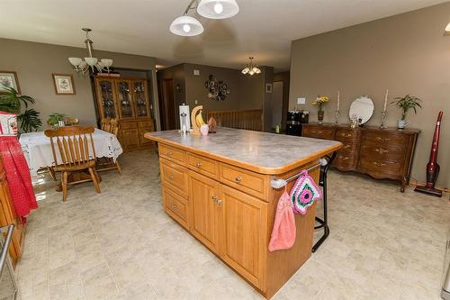 15078 Rd 31N Road, Dufferin, MB - Indoor