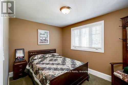 230 Ecclestone Drive, Bracebridge, ON - Indoor Photo Showing Bedroom