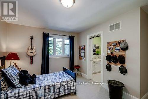 230 Ecclestone Drive, Bracebridge, ON - Indoor Photo Showing Bedroom