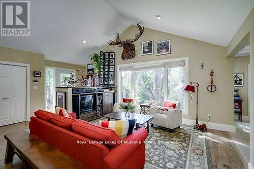 230 Ecclestone Drive, Bracebridge, ON - Indoor Photo Showing Living Room With Fireplace