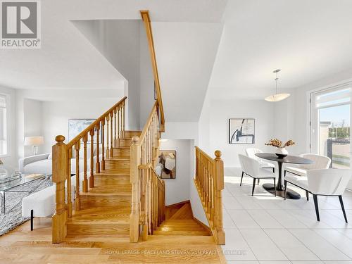17 Mumbai Drive, Markham, ON - Indoor Photo Showing Other Room