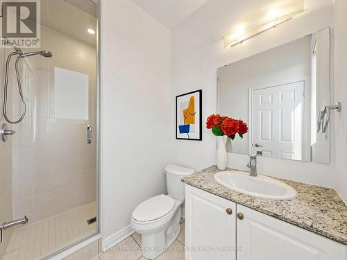 17 Mumbai Drive, Markham, ON - Indoor Photo Showing Bathroom