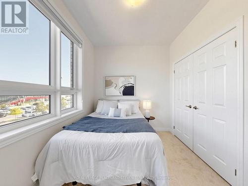 17 Mumbai Drive, Markham, ON - Indoor Photo Showing Bedroom