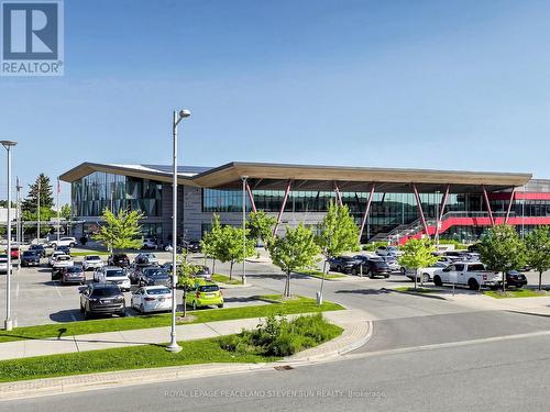 17 Mumbai Drive, Markham, ON - Outdoor