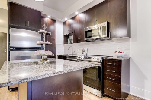 510-181 Wynford Drive, Toronto, ON - Indoor Photo Showing Kitchen With Stainless Steel Kitchen With Upgraded Kitchen